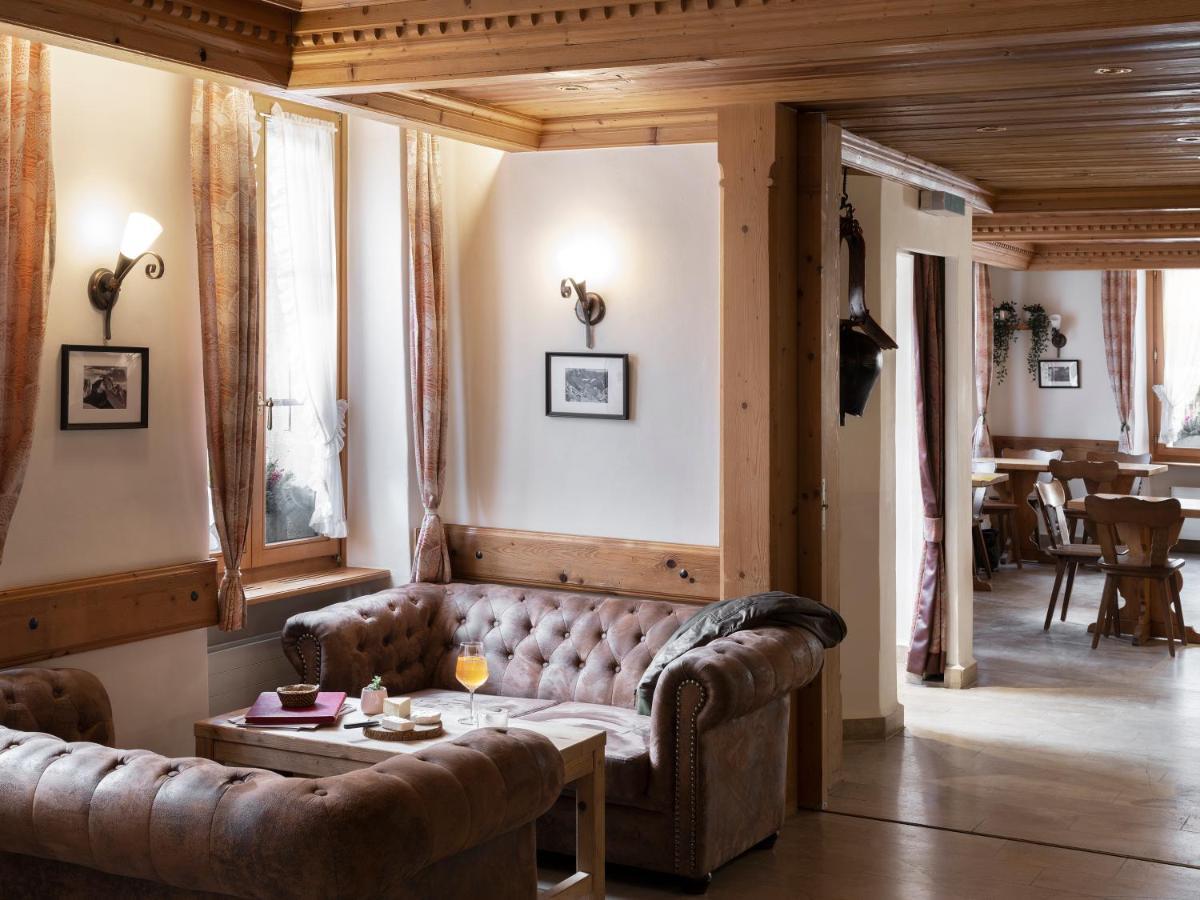 Hotel De Commune Gstaad Buitenkant foto