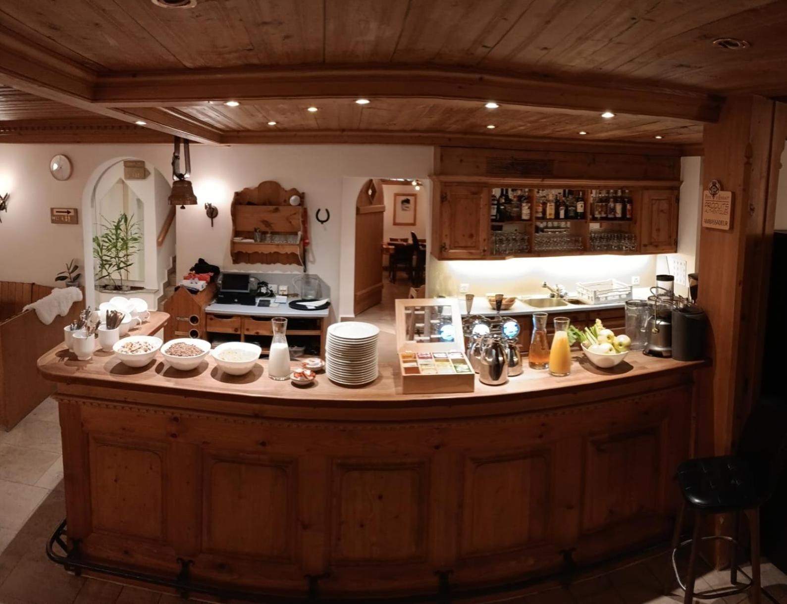 Hotel De Commune Gstaad Buitenkant foto